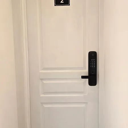 Apartament La Rose Blanche *