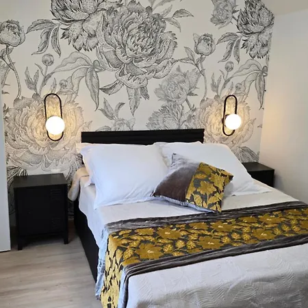 La Rose Blanche Apartament Massy (Essonne)